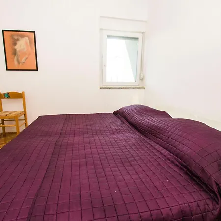 Διαμέρισμα Apartments More *