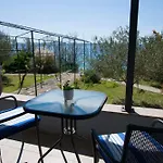 Apartman Apartments More *