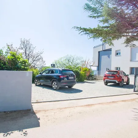 アパート Apartments More Kožino