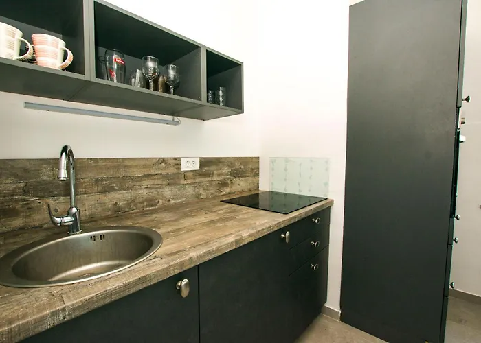 아파트 Apartments More *